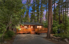Little Bear Hug - Pet Friendly, Fireplace, Deck, Barbecue Big Bear Lake